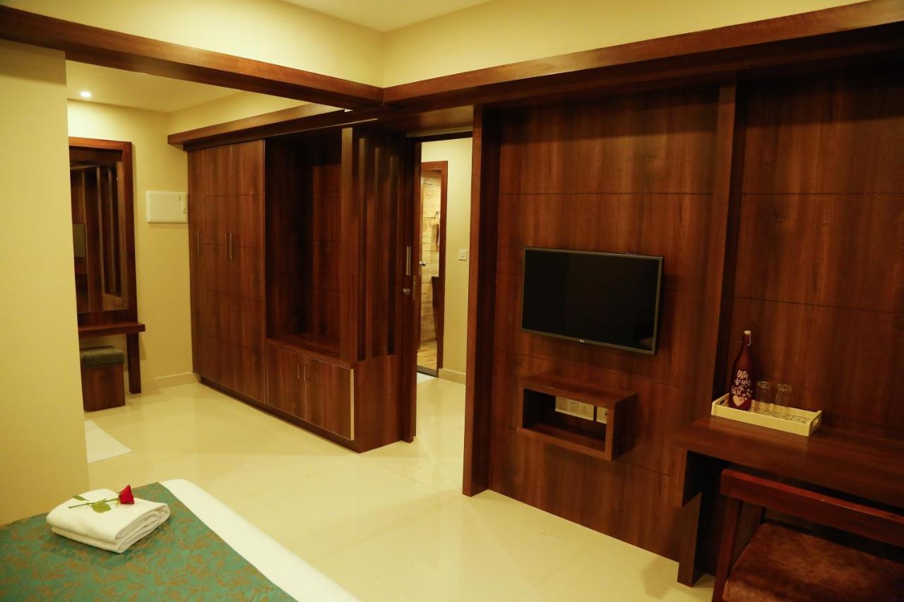 Hotel Crystals Cove テッカディ エクステリア 写真